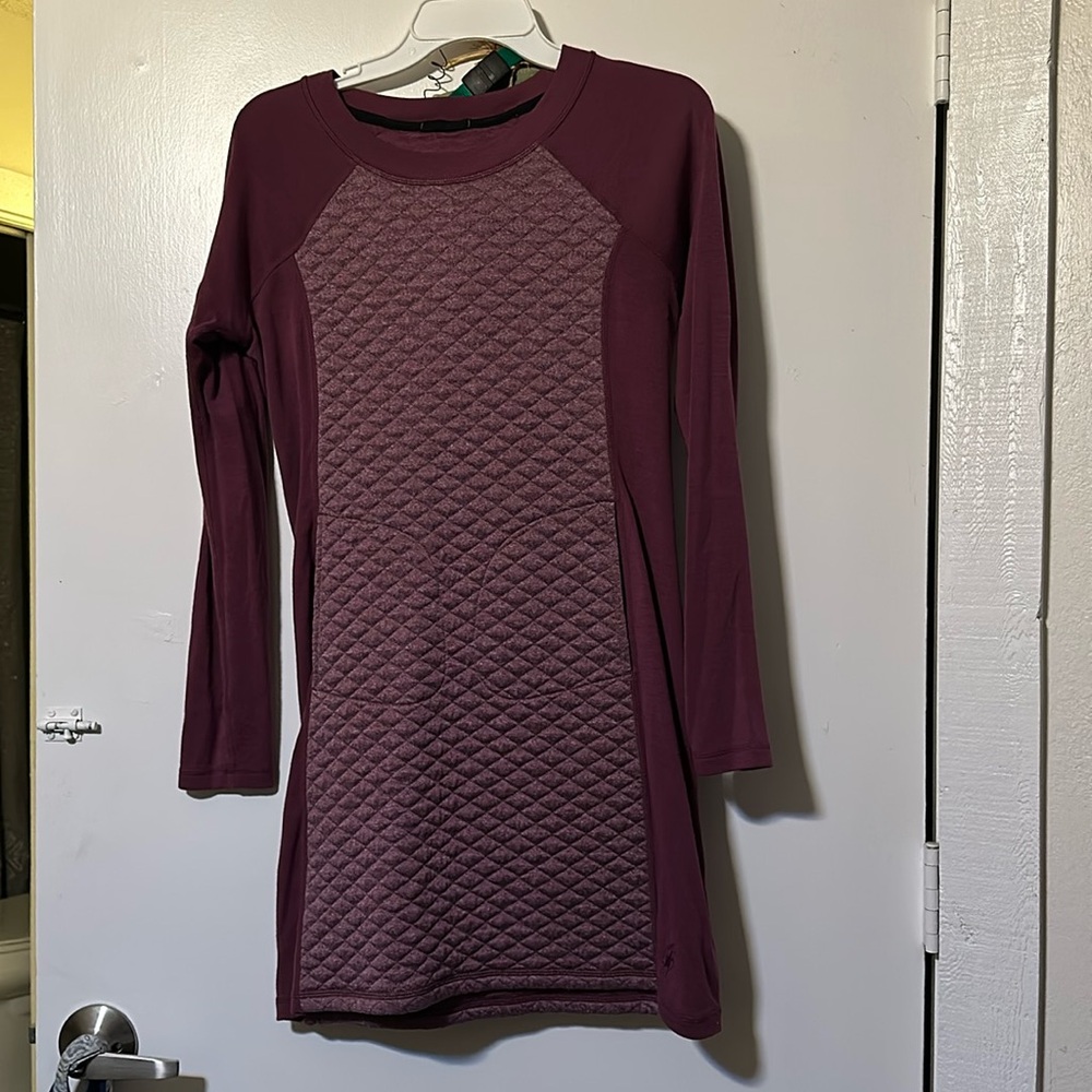Smartwool, pink, size small, with pockets.
